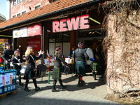 Fr&uuml;hlingsmarkt und Rewe 2013 061
