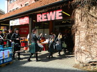 Fr&uuml;hlingsmarkt und Rewe 2013 062